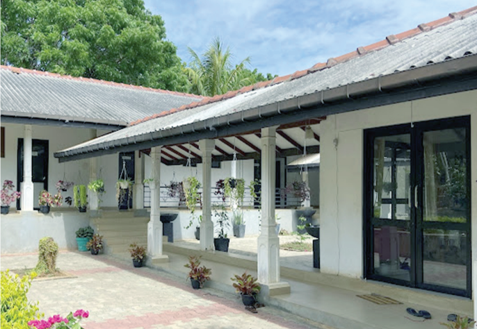 CEB Circuit Bungalow